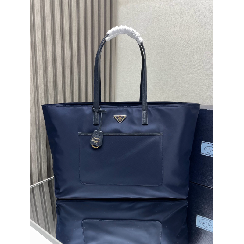 Prada Re-Edition 1978 Große Tote Bag aus Re-Nylon und Saffiano-Leder