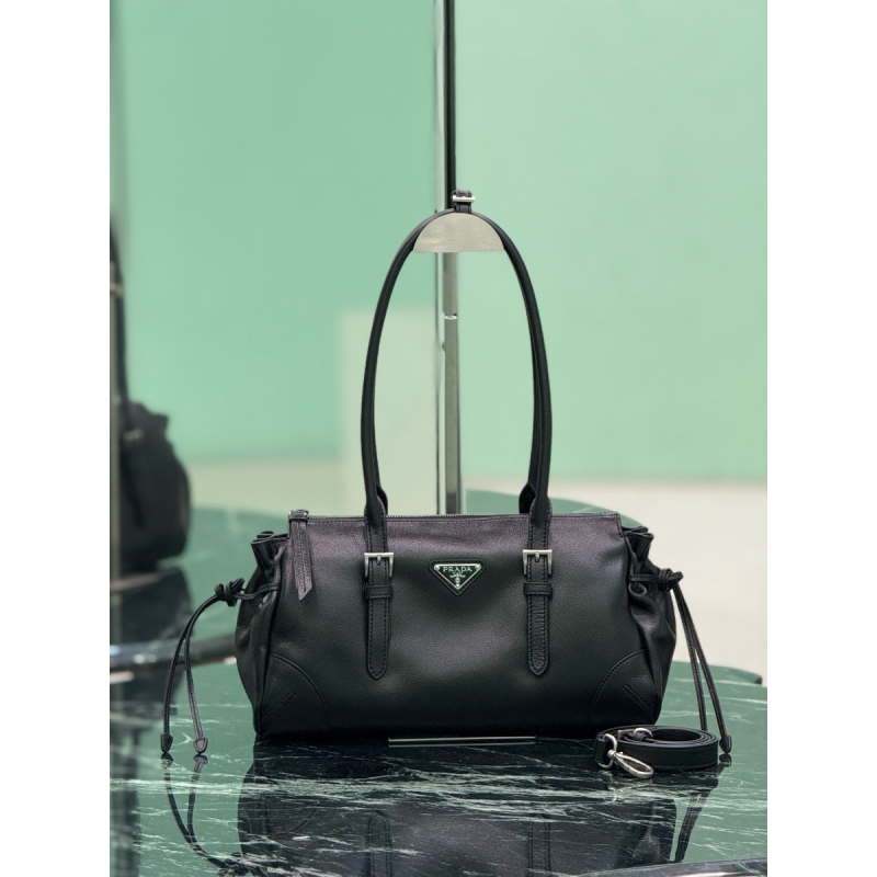Mittelgroße Prada Tote Bag aus gealtertem Leder-Black