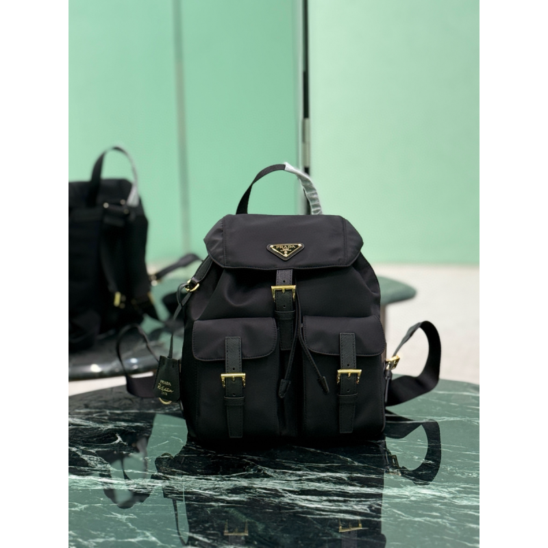 Prada Re-Edition 1978 Kleiner Rucksack aus Re-Nylon-Black