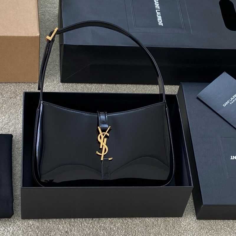 Saint Laurent LE 5 À 7 Bag 