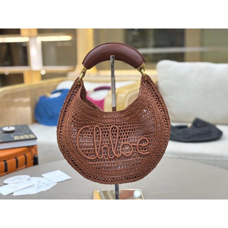Chloe Summer Banana Hobo bag in Raffia 