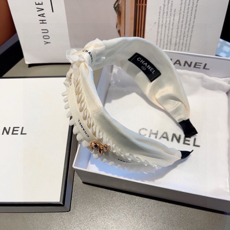Chanel hairband