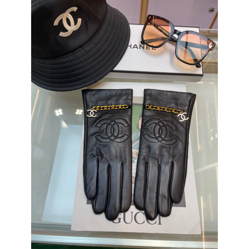 Chanel Leather Gloves