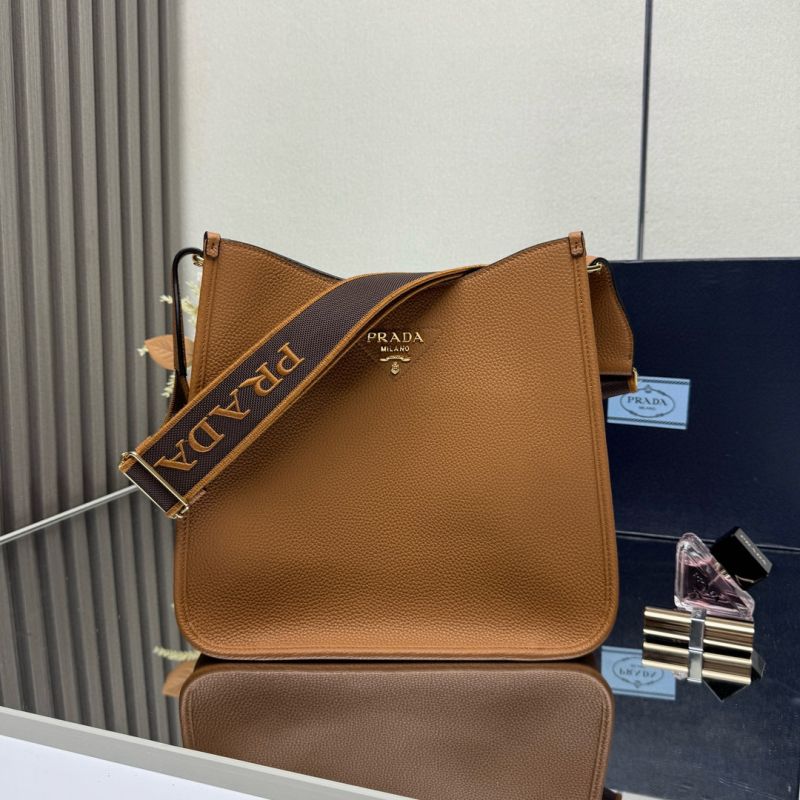 Prada Mittelgroße Tasche aus Leder-Caramel