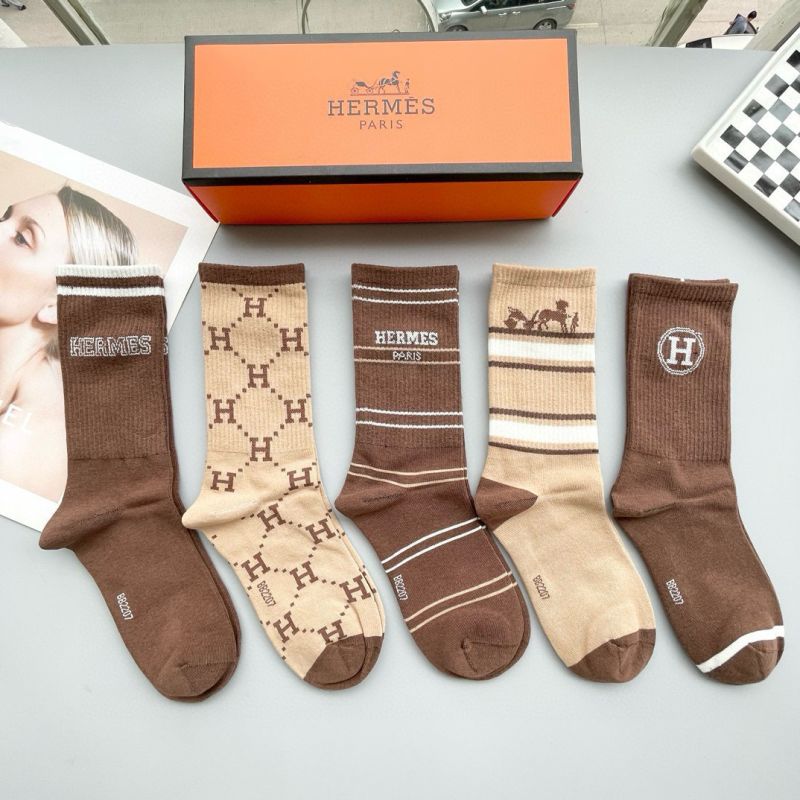 Hermes socks ( 5 pairs)