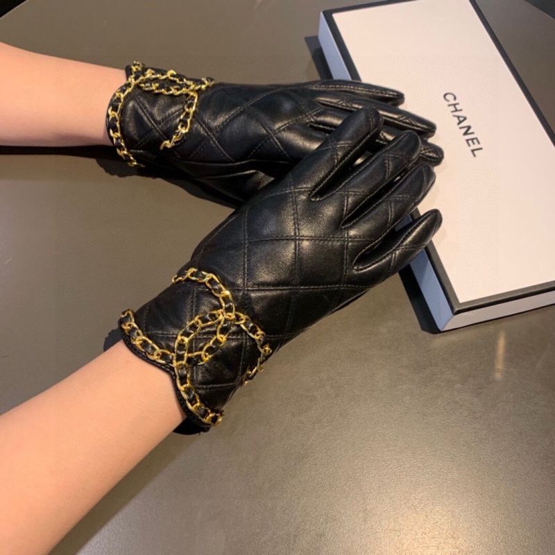 Chanel Leather Gloves