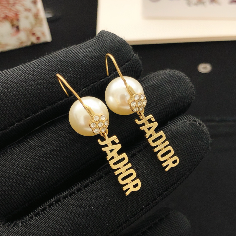 Topklasse Dior Ohrringe im Verkauf